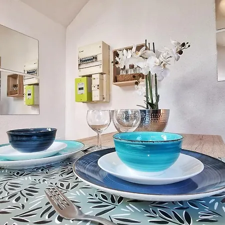 Studio One - Musee Auto - Wifi - Rbnb Apartment *