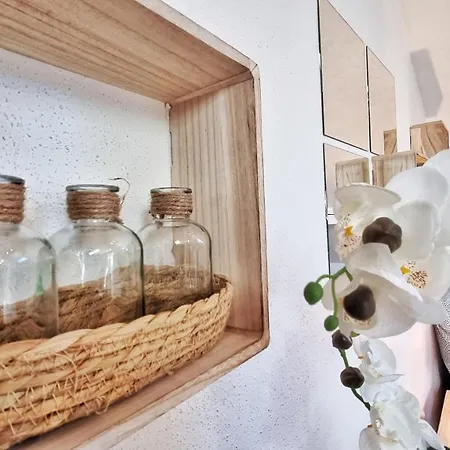 Studio One - Musee Auto - Wifi - Rbnb Apartment *